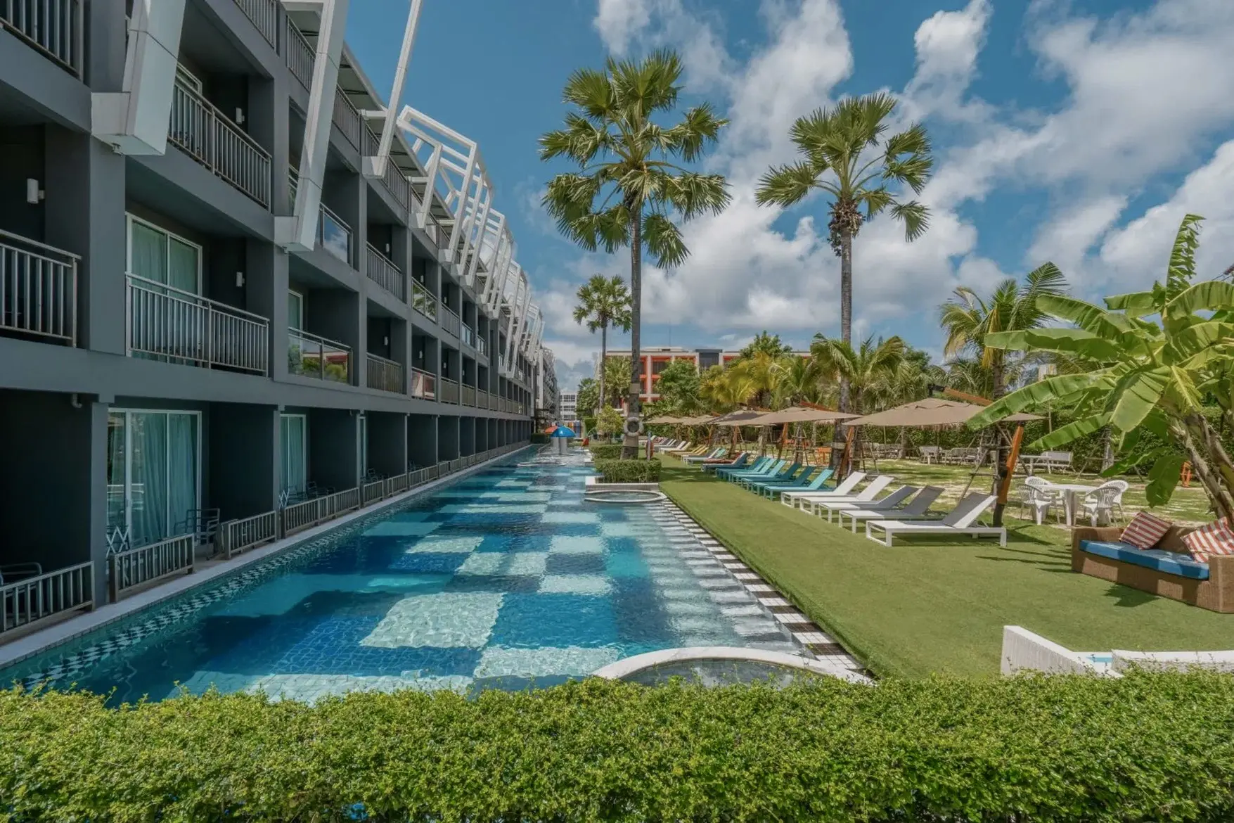 4 ХИТОВЫХ ОТЕЛЯ одной сети на Пхукете - Sugar Marina Phuket 😍