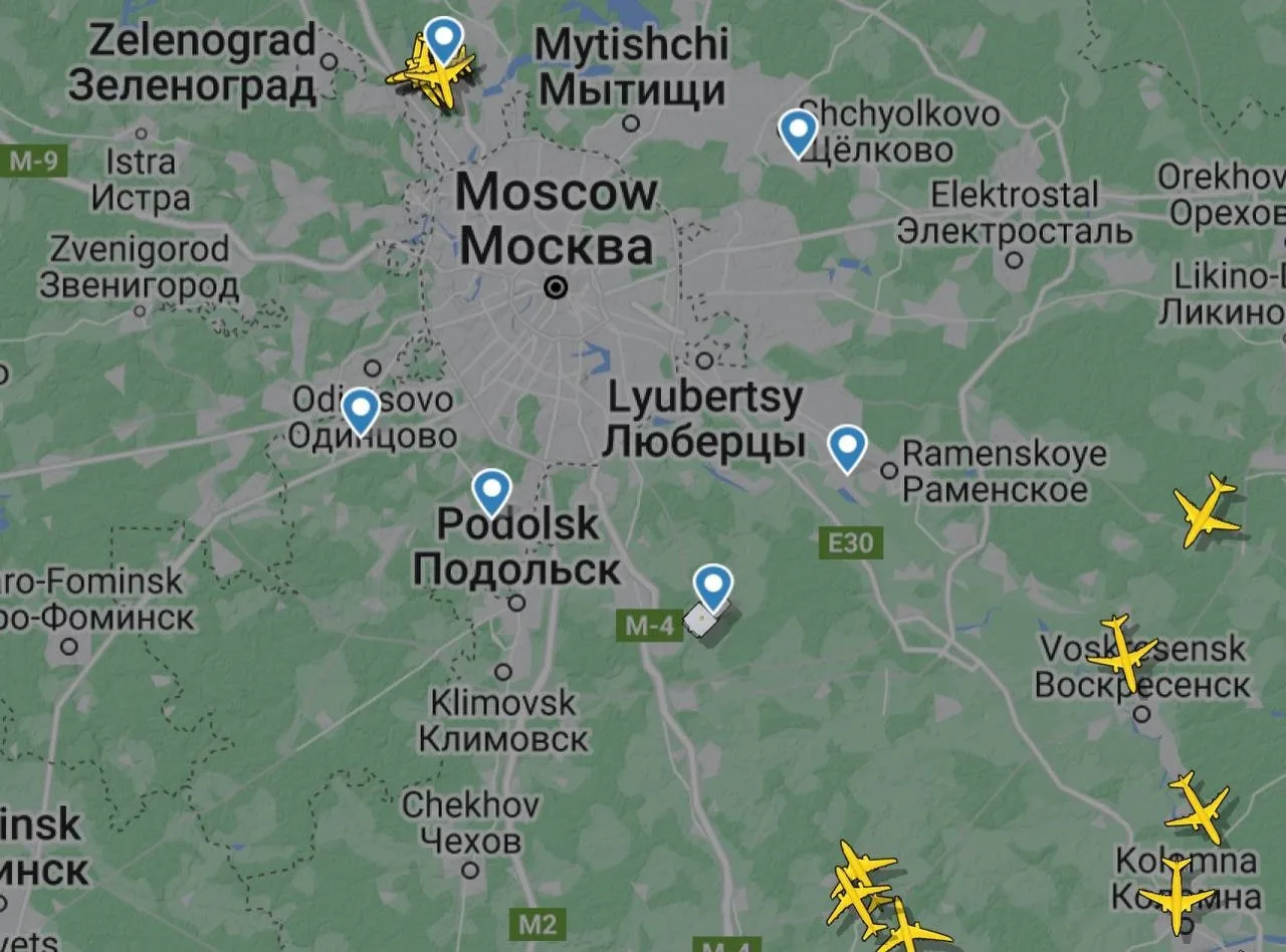 ⚡️Все аэропорты Москвы временно закрыты — Росавиация.