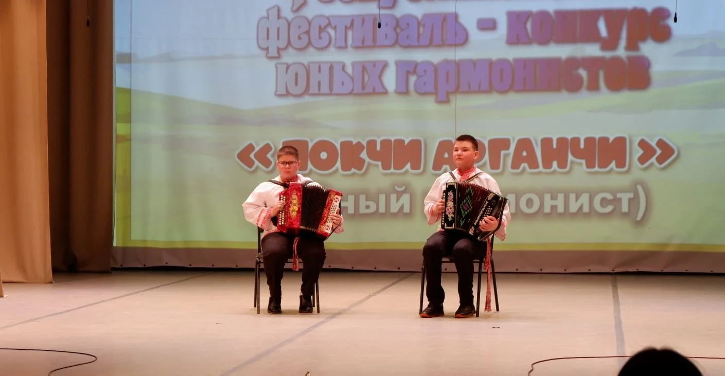 26 апреля в Кизнере прошёл Республиканский фестиваль-конкурс юных гармонистов «Покчи ар...
