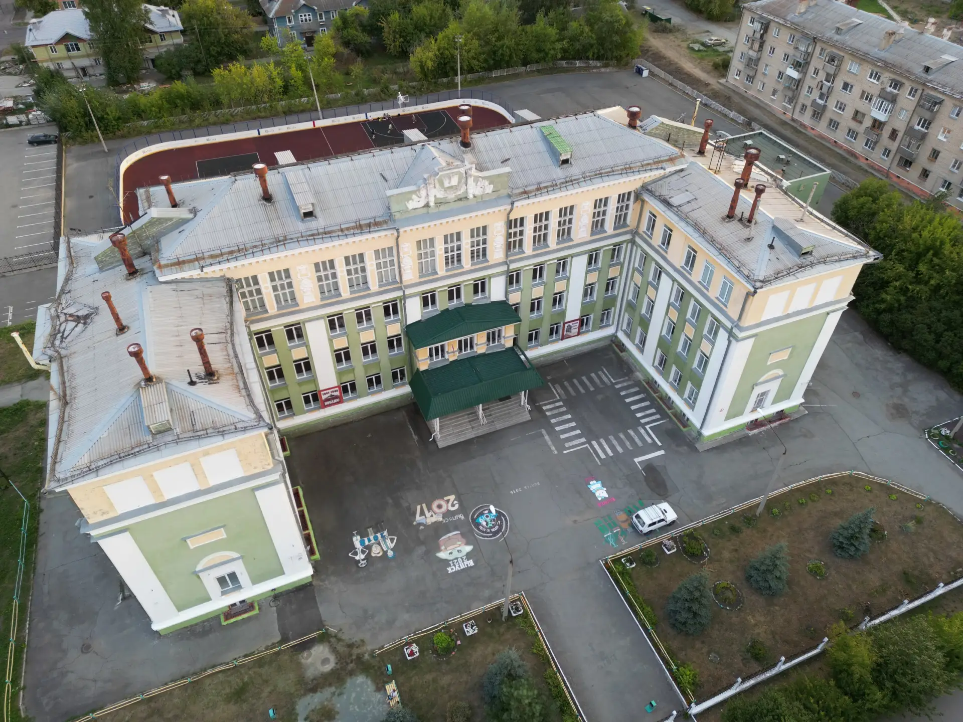 ✅ В Озёрске проверяют готовность школ и детсадов к новому учебному году