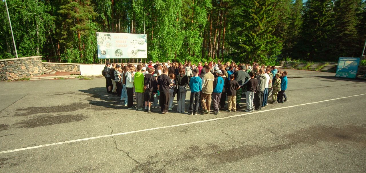 День защиты детей в "Орленке" отметили утренним огромным хороводом! Продолжили праздник традиционным
