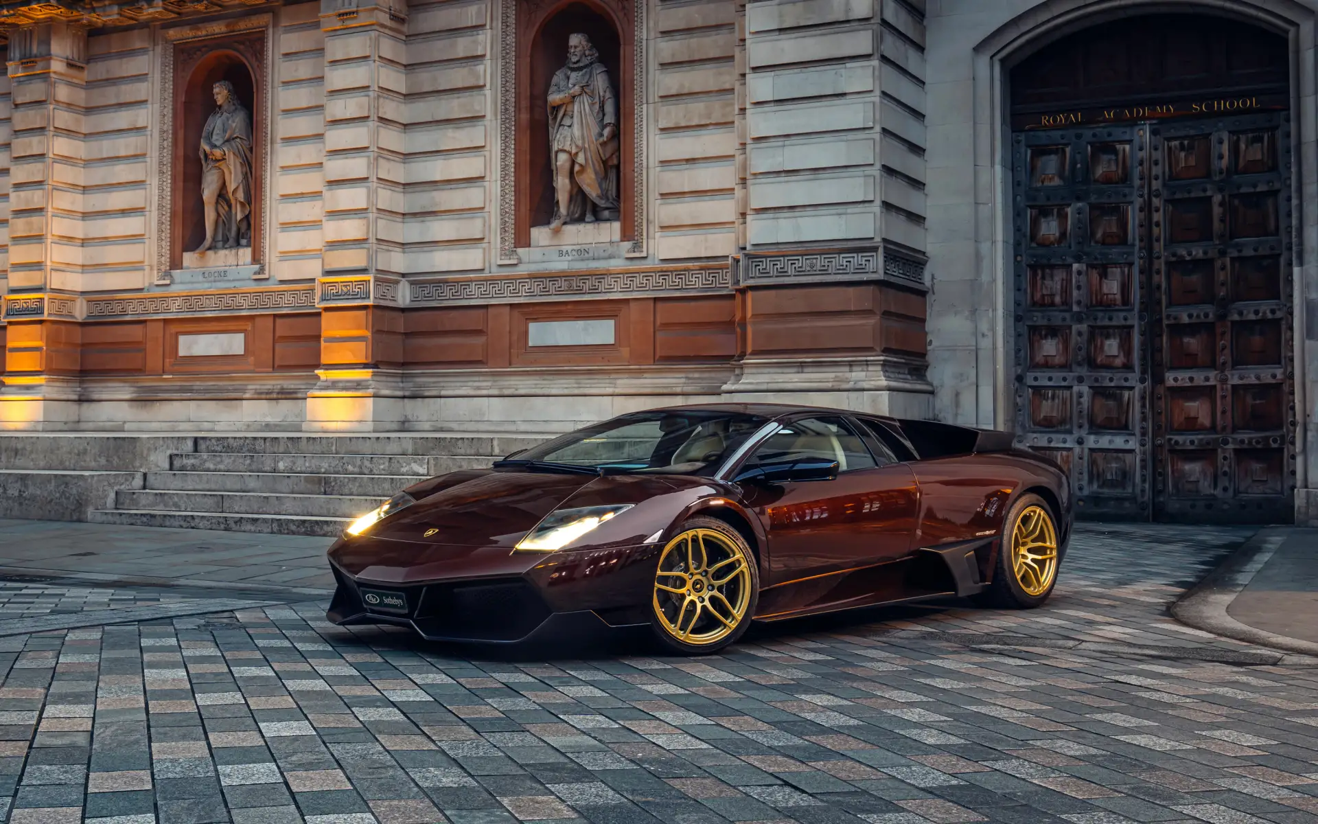 Настоящий единорог во вселенной "Lamborghini" - уникальный экземпляр и без того самой редкой, самой 