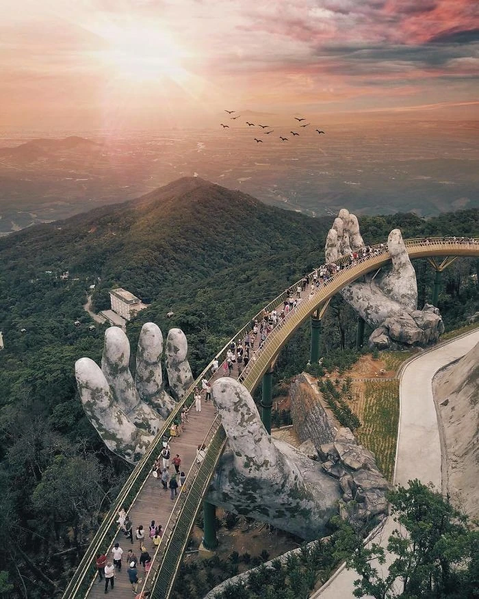🇻🇳 В Ba Na Hills во Вьетнаме можно попасть за полцены.