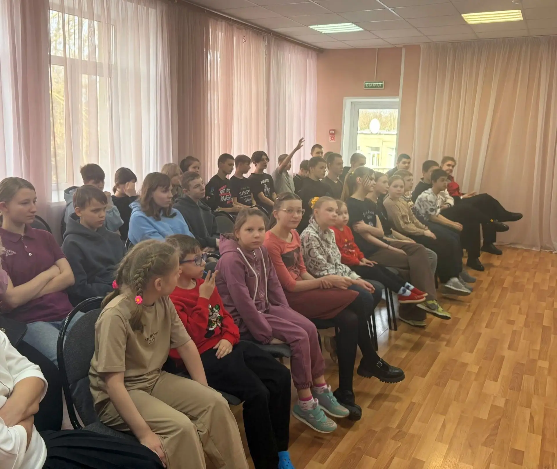 🌟Знакомство с основами спасения жизней ⁣ 🏡🏥Воспитанники Смоленского детского дома "Гнёздышко" принял