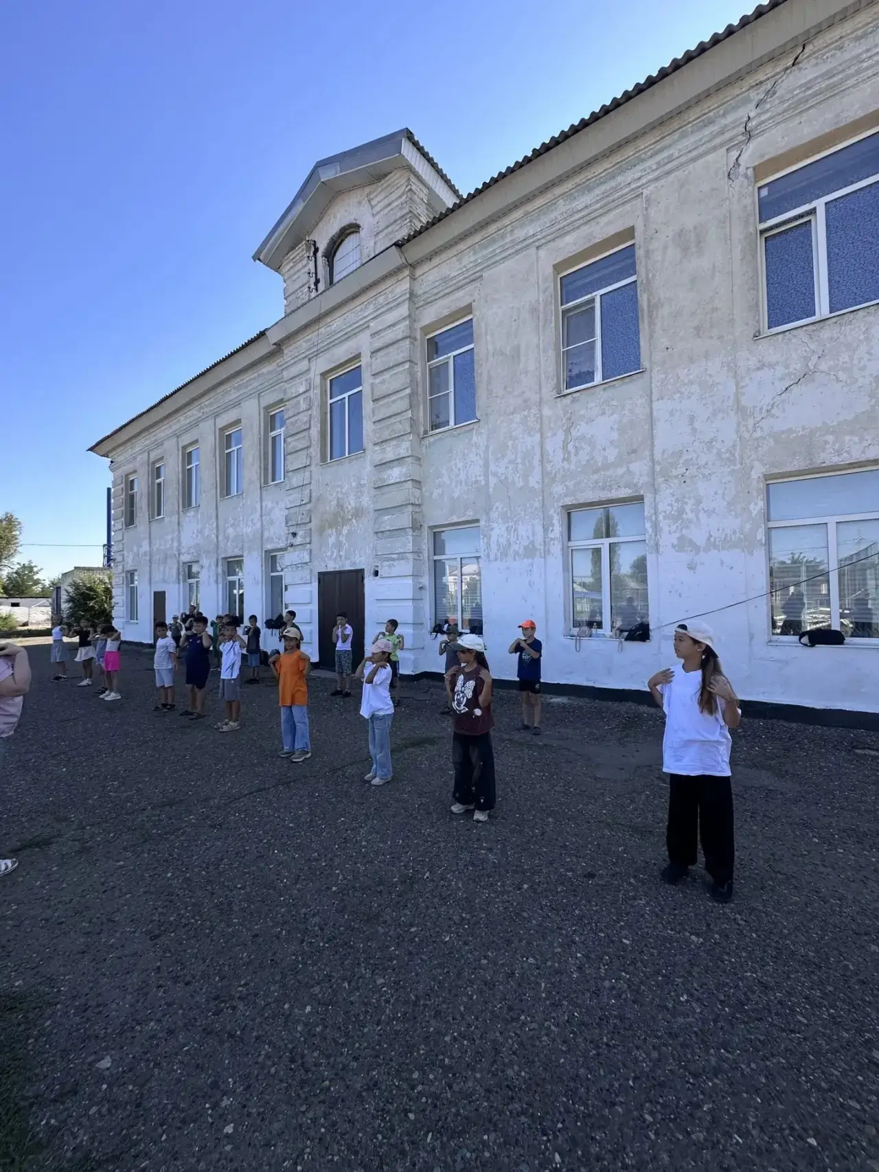 ☀️ Новая неделя в пришкольном лагере «Улыбка» стартовала ярко и бодро! ☀️