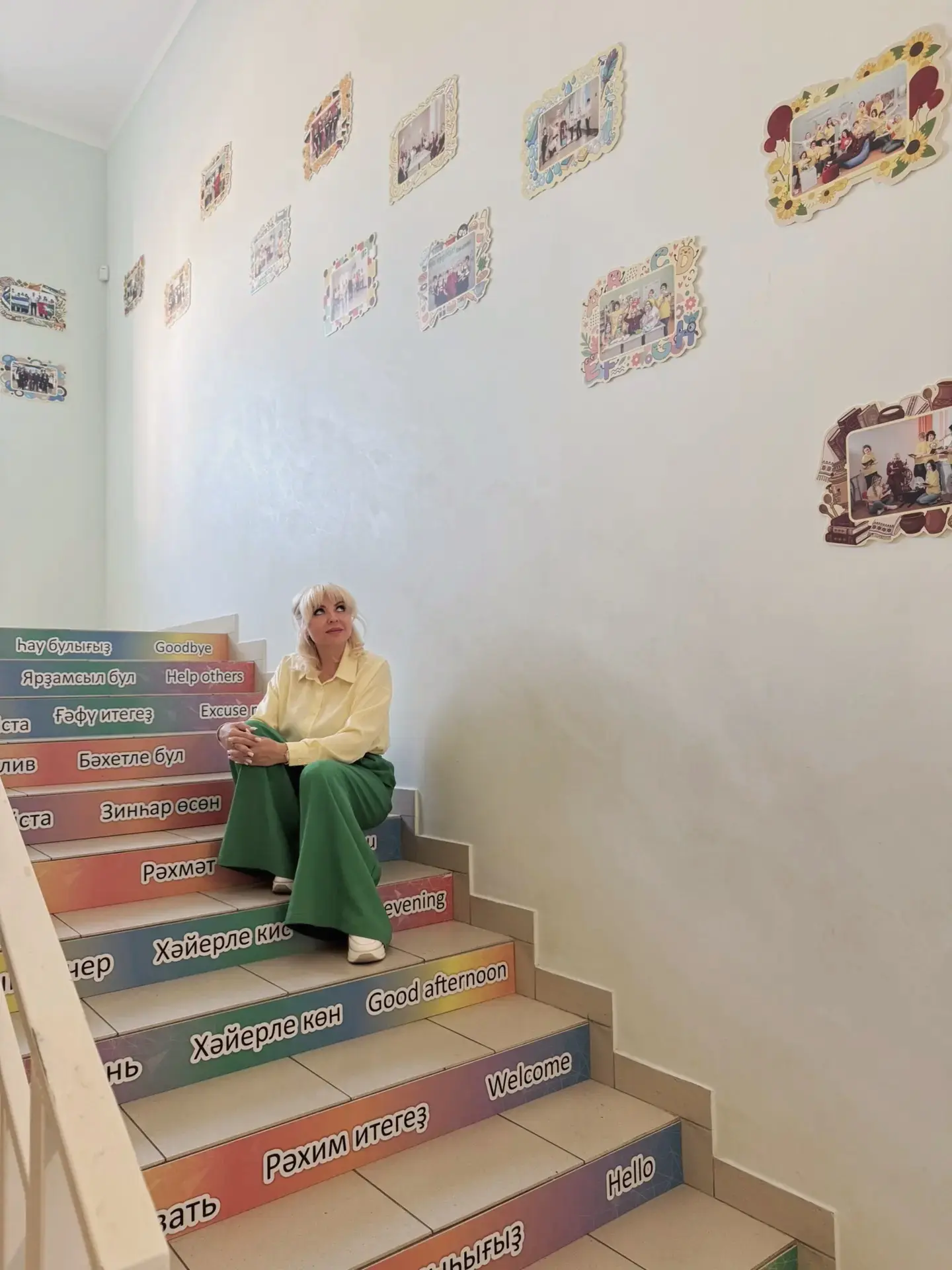 ....этот кадр — не постановка. Просто села на пять минут, подвела усталость... А потом замерла...  С