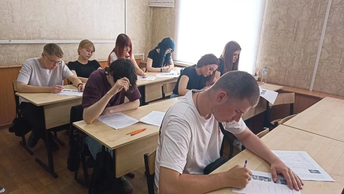 📚Пушкинский диктант. Студенты "ВГПГК В.М.Пескова" проверили знания о великом поэте!
⁣
С 6 по 10 июн