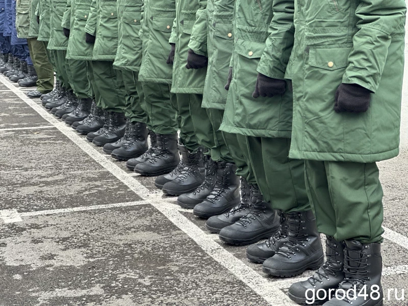 В армию осенью призовут около полутора тысяч липчан
