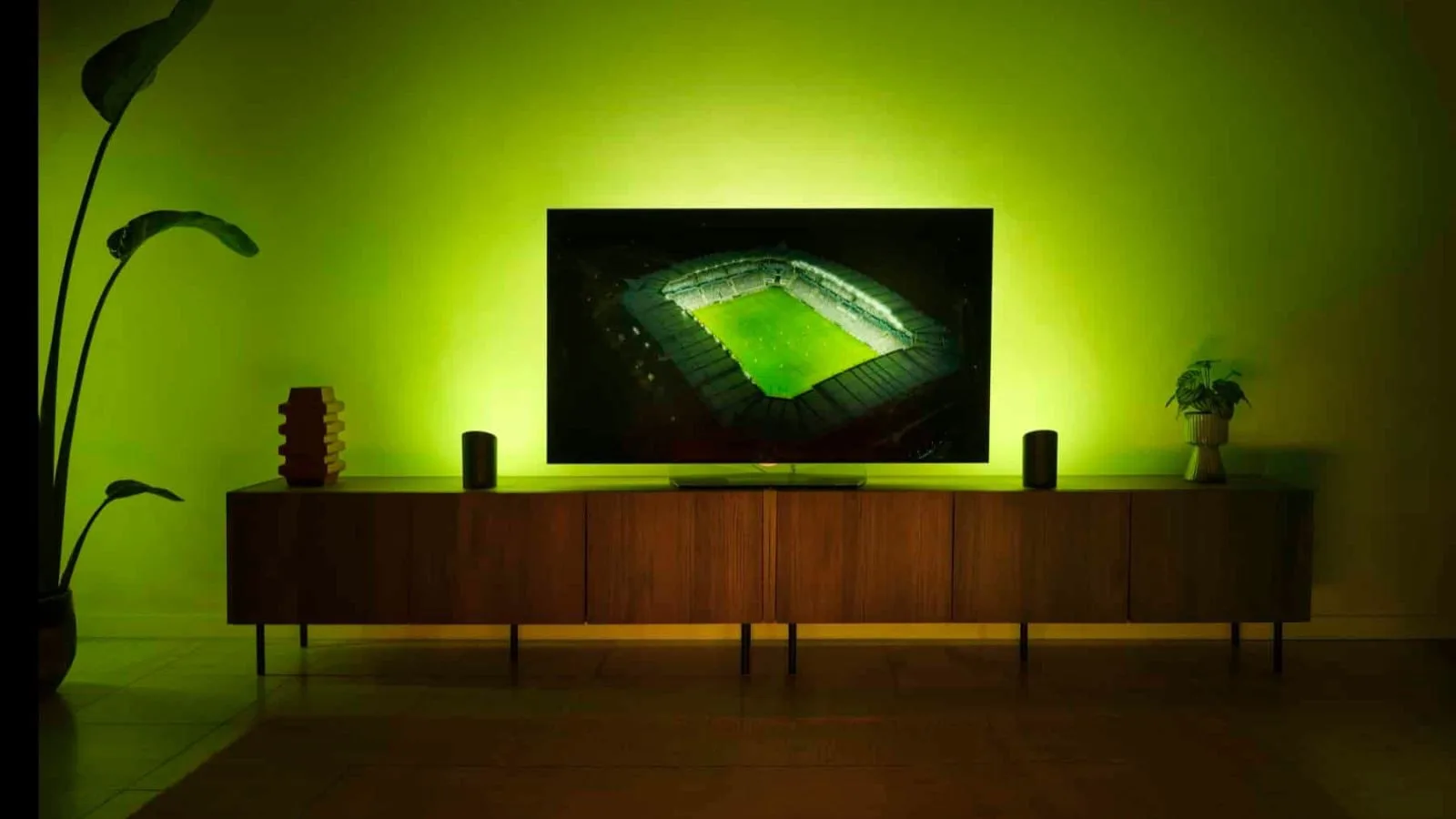 Умные лампочки Philips Hue научились болеть за любимую команду

Компания Signify представила функцию