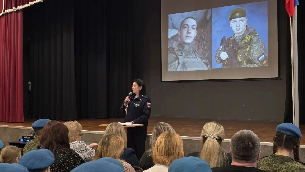 🇷🇺 Пока мы помним - они живы: открытие мемориальных досок в честь погибших героев СВО  Сегодня в наш