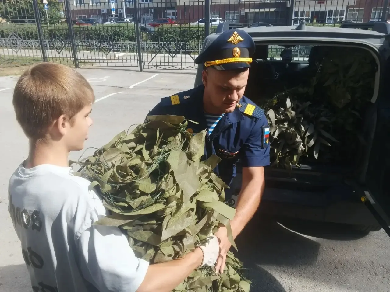🇷🇺 Тыл помогает фронту: наша поддержка — с вами.