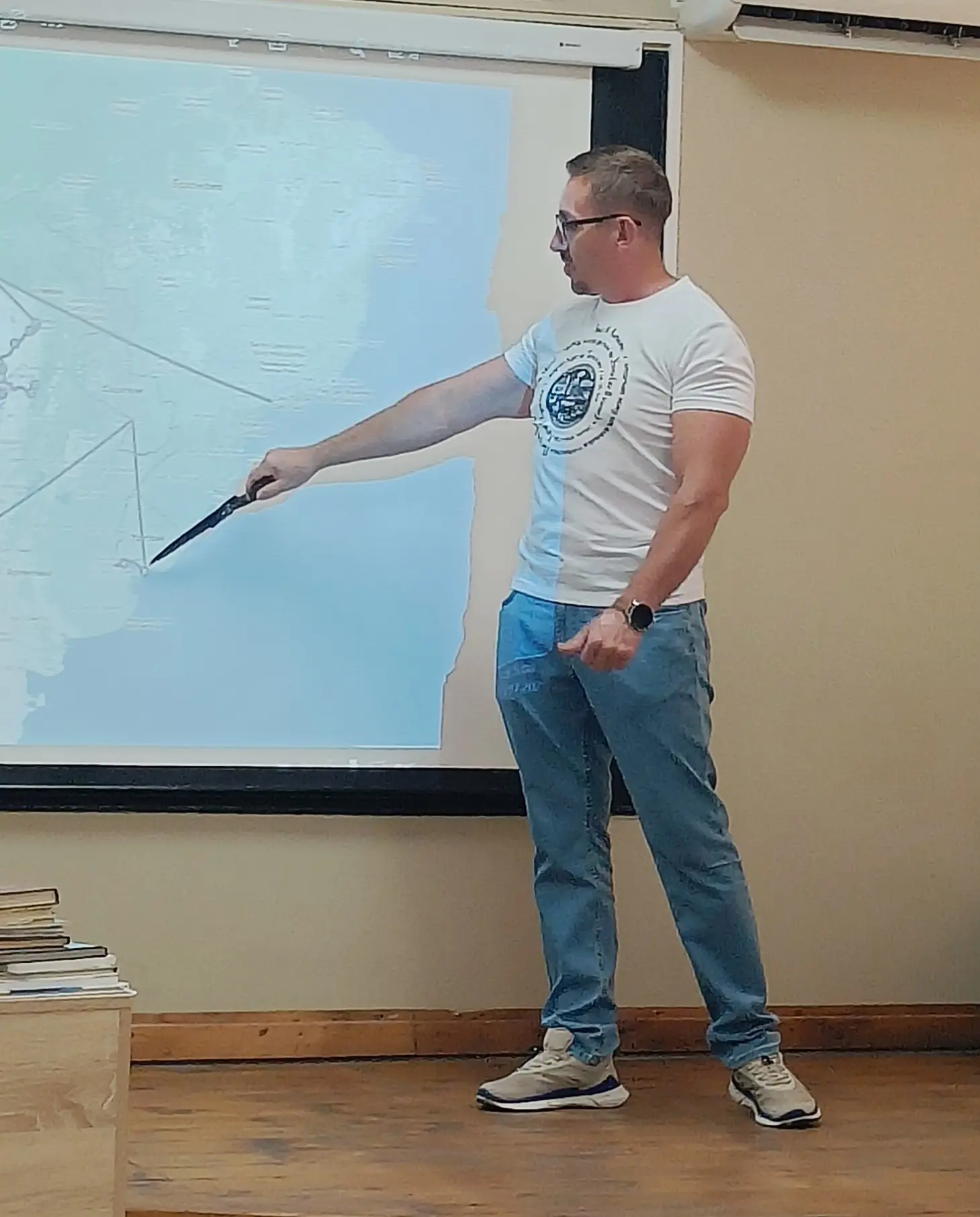 Солончак Уюни, шляпа из Перу и истории Анд: в ульяновской библиотеке прошло встреча с путешественник