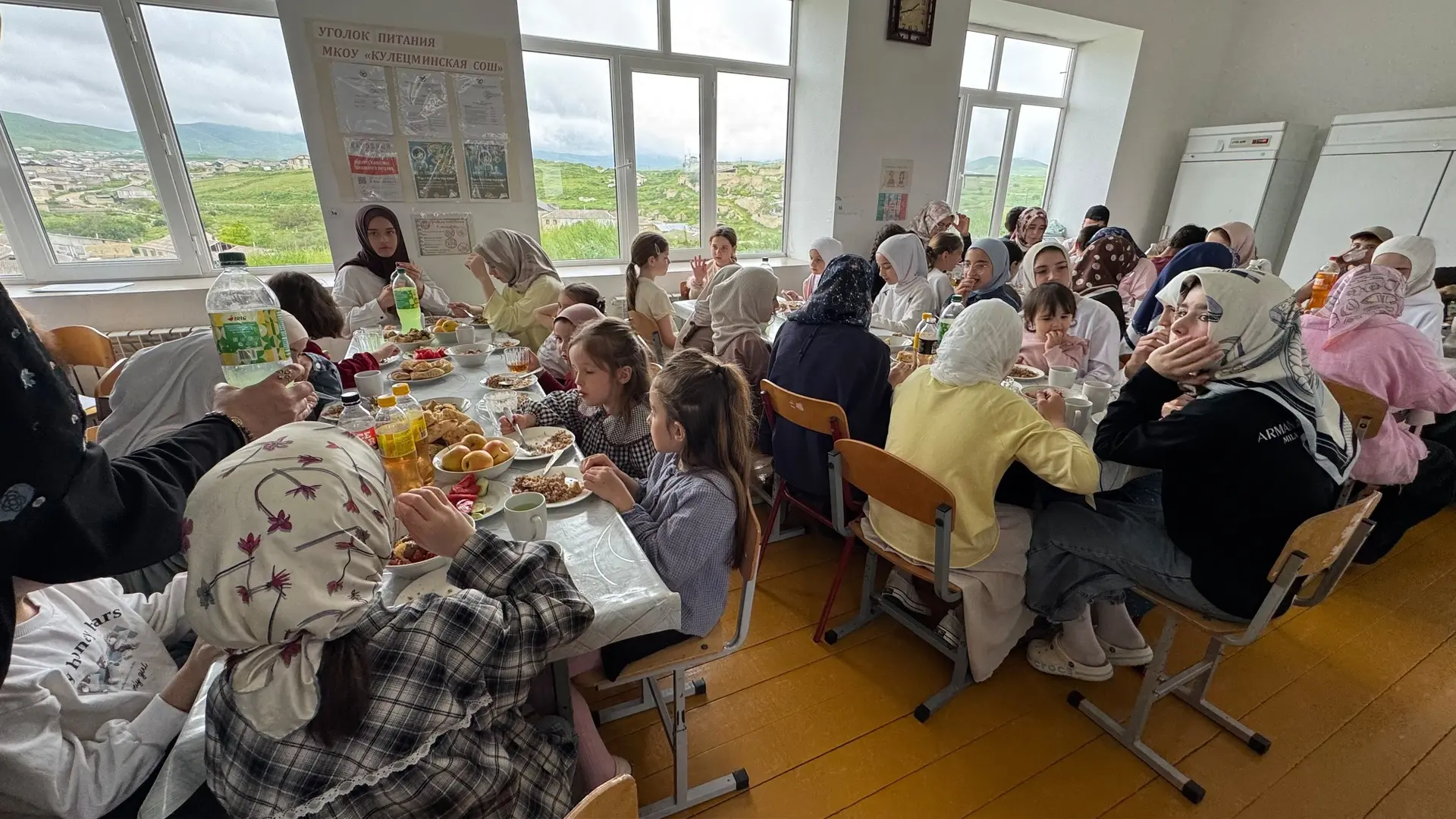 🍽️ Каждый день наши повара готовили настоящие кулинарные шедевры, чтобы дети могли под...