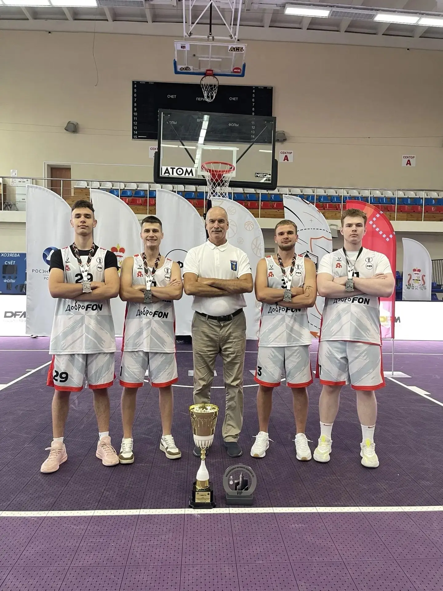 🏀  Белгородцы завоевали серебро фестиваля «Смоленская крепость» по «тихому баскетболу»
