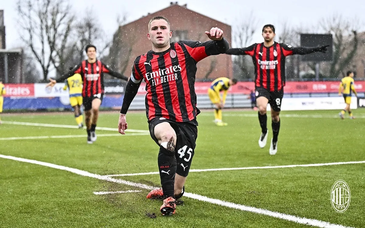 MilanNews: «Милан» рискует бесплатно потерять одного из главных талантов академии Филиппо Скотти

«М