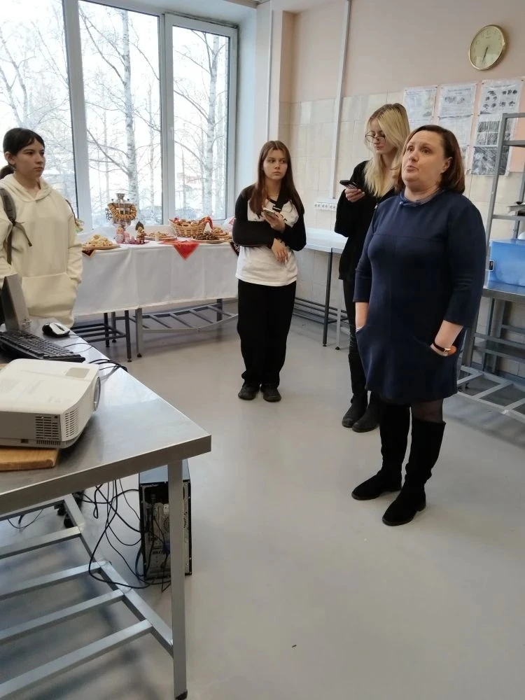 18 февраля ученики 8г класса отправились на экскурсию в Колледж кулинарного мастерства, чтобы узнать
