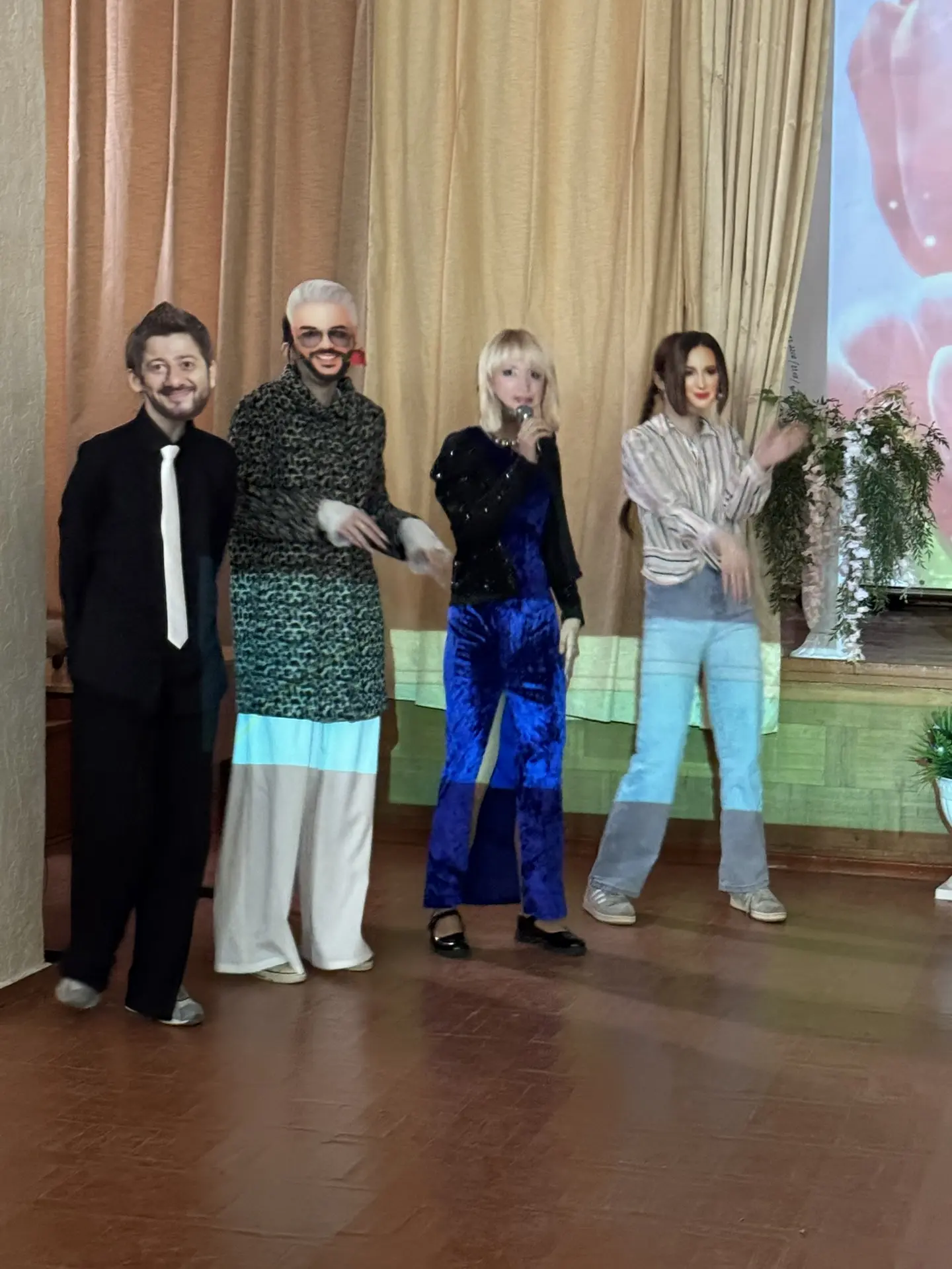 🌸Сегодня, в нашей школе, прошел праздничный концерт, посвященный Международному женскому дню 8 марта