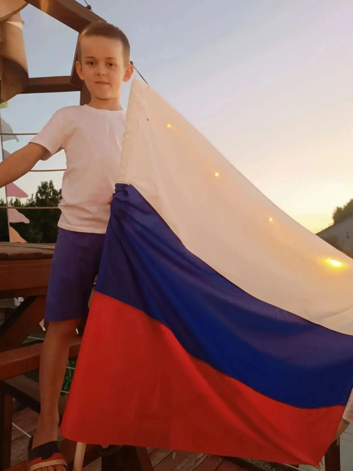 Сегодня ученик 2 «А» класса - Чернов Матвей принимает участие во Всероссийской акции #П...