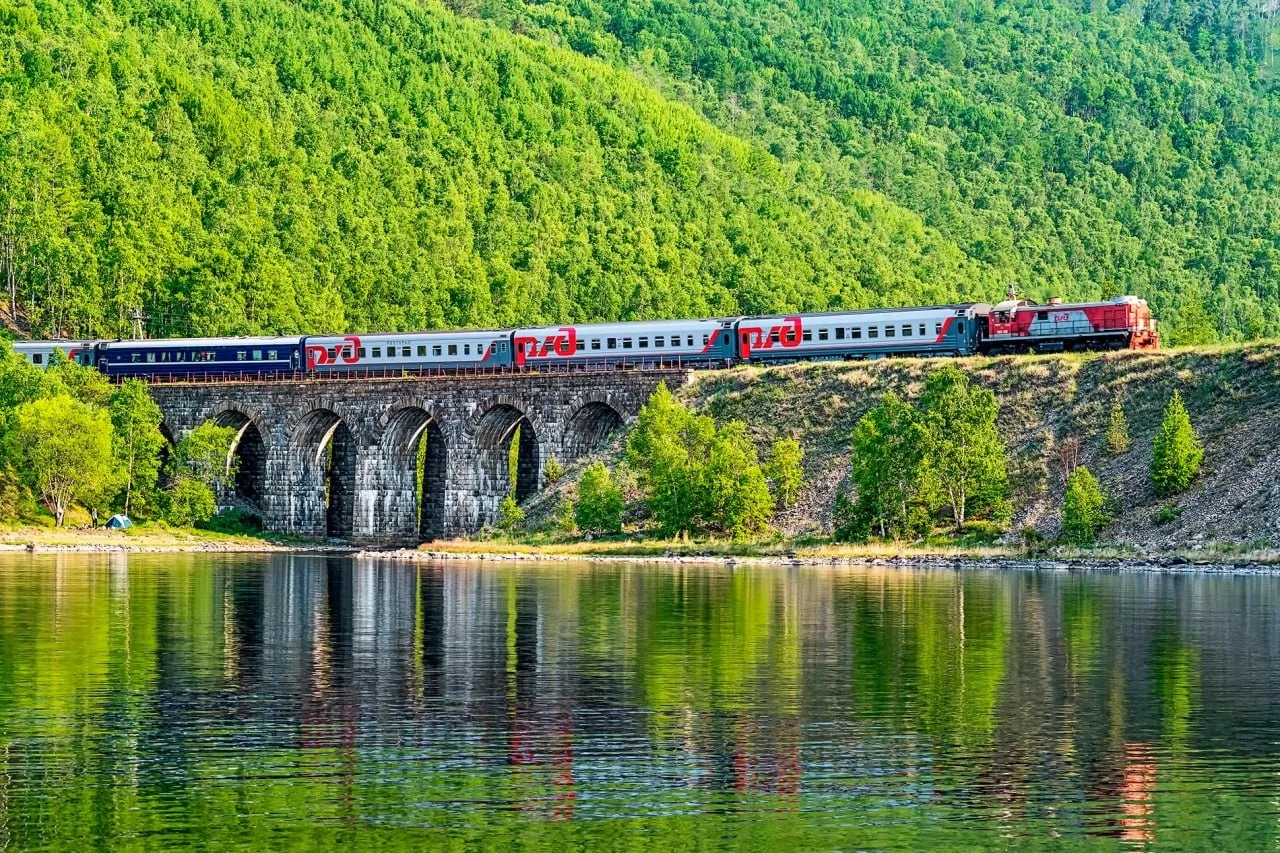 🚂  Спутниковый интернет добрался до поездов