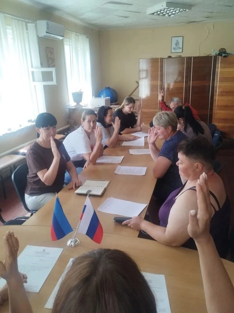 Пгт Михайловка: Начало пути к улучшению жизни через самоорганизацию

❗❗❗ Сегодня в пгт Михайловка пр