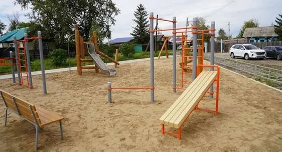 Пустырь в Свободном превратили в площадку для игр и спорта