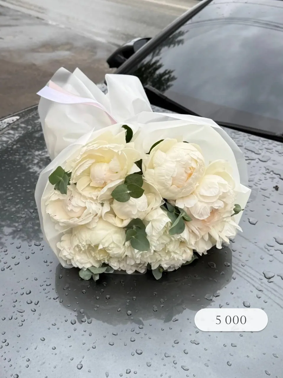 Корзинка или букет?
💐Букет — чистая классика, эстетика без лишнего шума.
🤩Корзинка — масштаб и ста