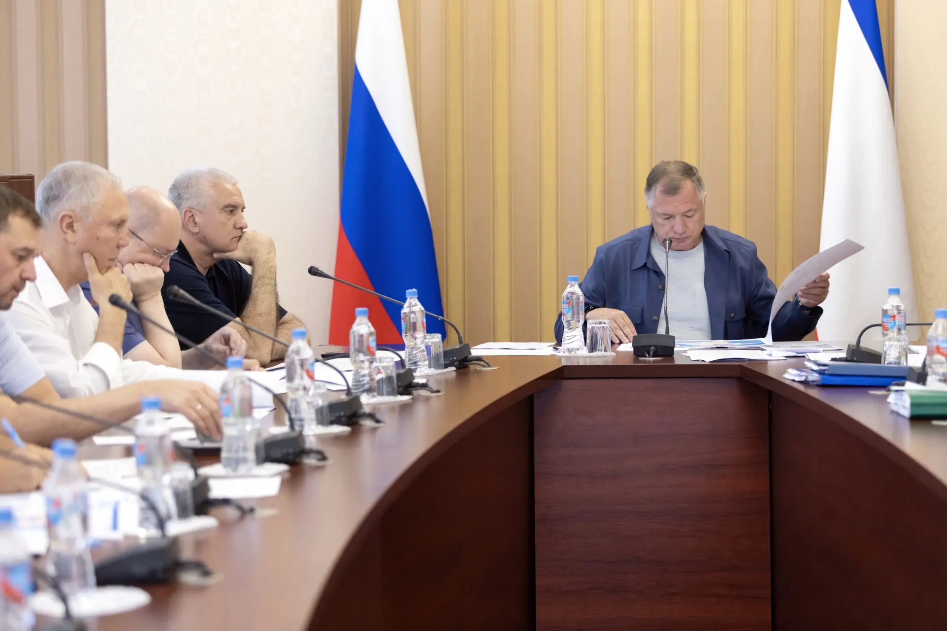Провёл в Республике Крым ряд совещаний по вопросам социально-экономического развития по...