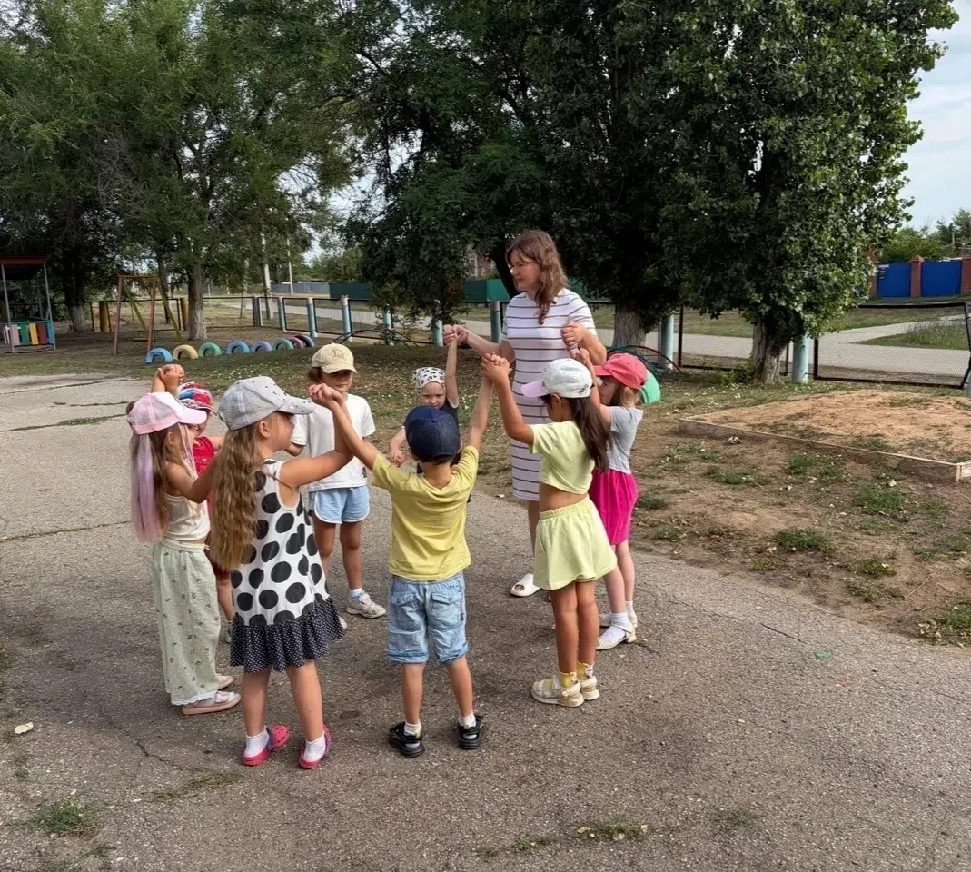 ☀️🌱Лето — отличное время для наблюдений и практических занятий на улице.Воспитанники с...