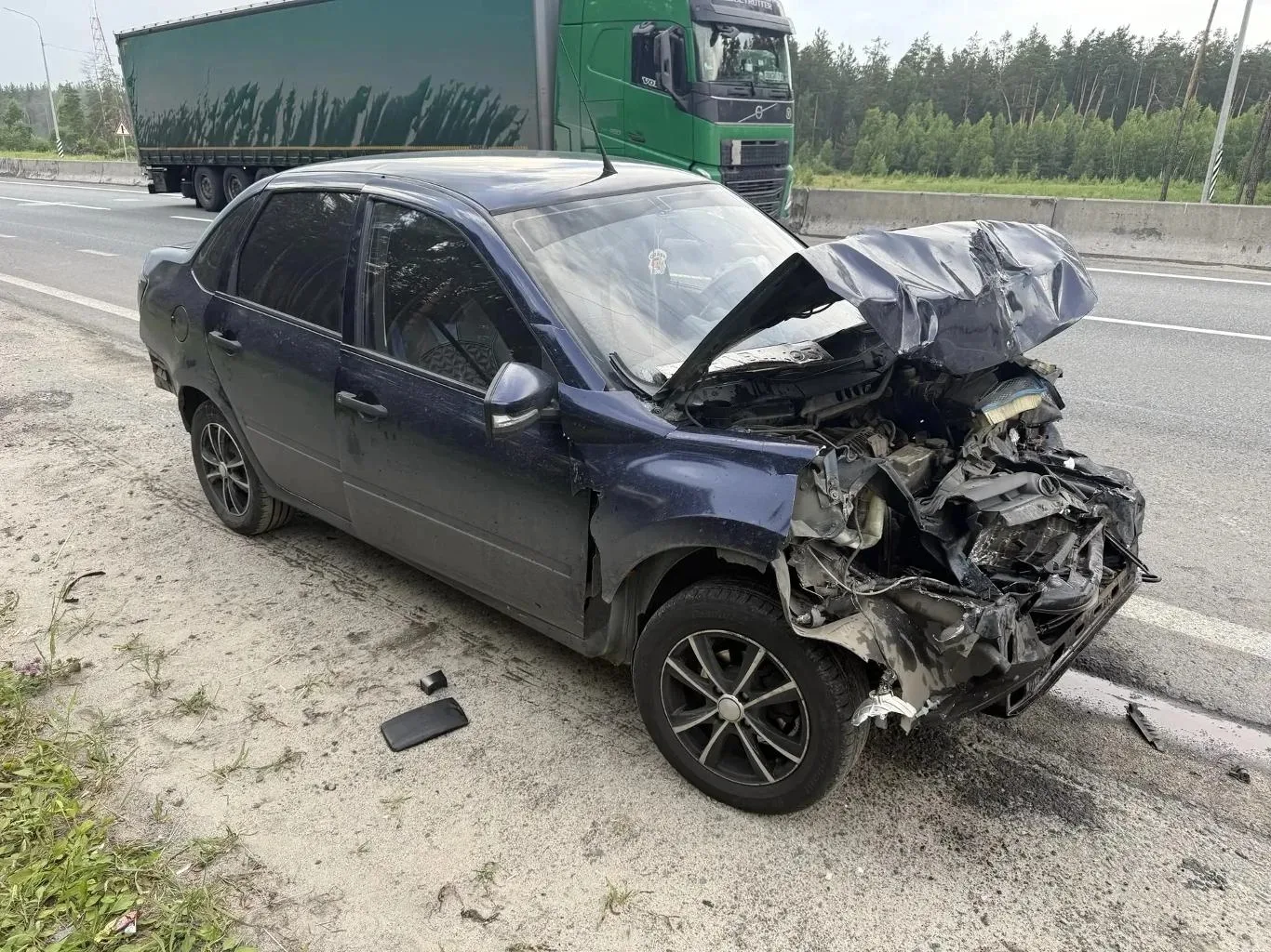 ДТП произошедшее вчера, около 16:05, на 379 км трассы М-7 (район п. Пыра)

Водитель 2005 г.р., управ