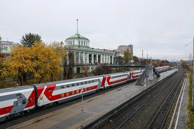 🚂 С 1 октября билеты на поезд подорожают!

Правительство приняло решение поднять железнодорожные та