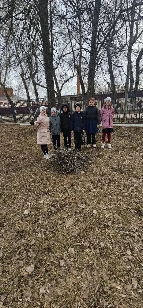 Наши маленькие туристы из 3 "Б" класса ОШ "Университетская" сегодня проявили настоящую ...