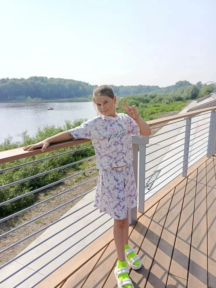 Наши ребята не только отдыхают и веселятся, но и с радостью помогают родным — в этом их особая тепло
