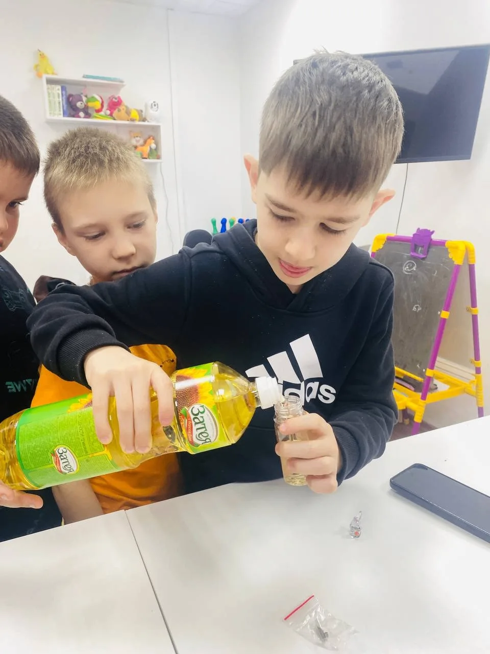 🌟Третий день в лагере — магия, наука и творчество в одном флаконе!