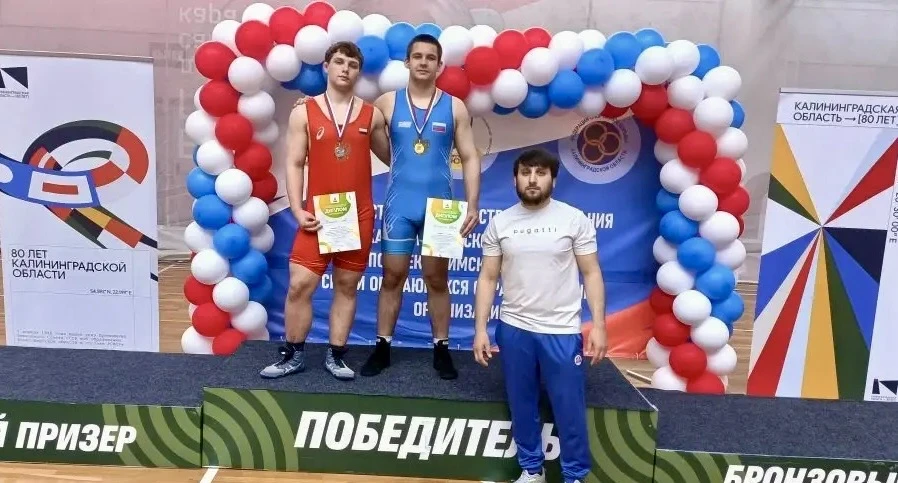 Ученик 9 Б класса Иванюк Иван занял первое место в Первенстве Министерства образования Калининградск