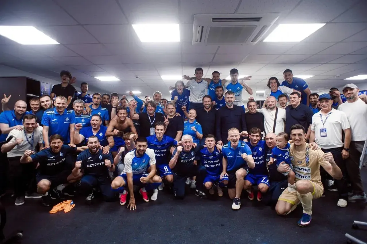 ⚽️ Магомед Рамазанов поздравил махачкалинское «Динамо» с победой над «Локомотивом»

Председатель Пра