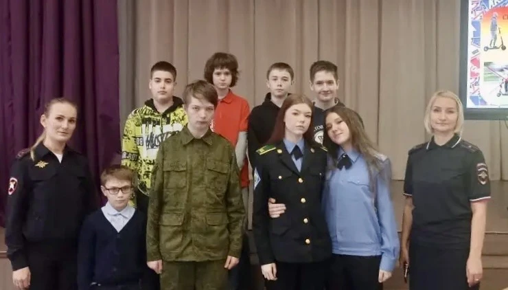 💬Разговоры о безопасности в школе: ПДД и здоровый образ жизни💬  💭Сегодня в школе прошла профилактиче