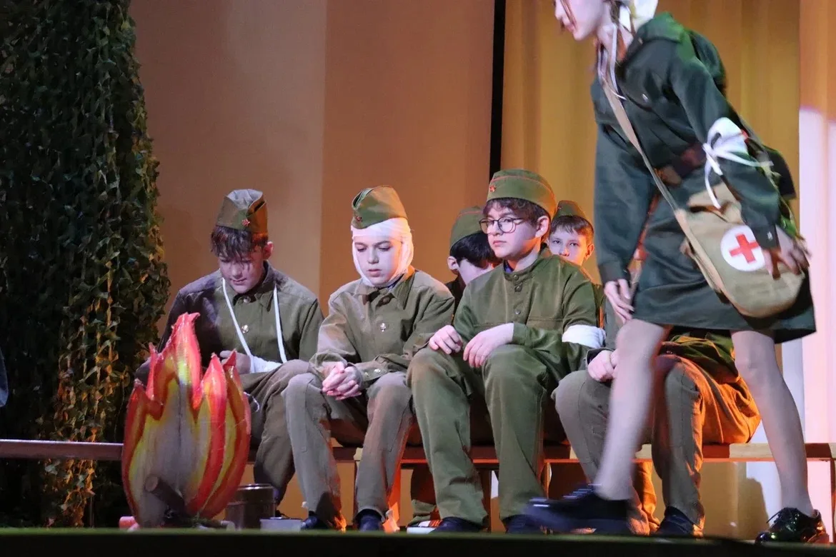 Фестиваль «Мелодии Победы»: песни, которые объединяют поколения 🇷🇺🎶  На этой неделе в нашей школе дл