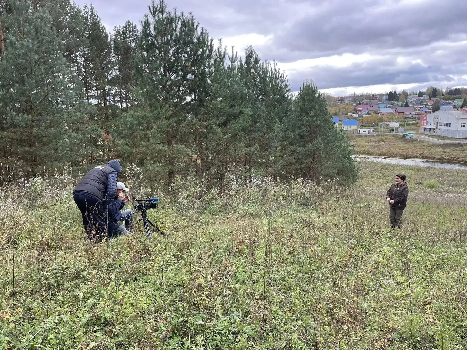 Сегодня в Мишкинском районе работала съёмочная группа телеканала БСТ. Команда готовит с...