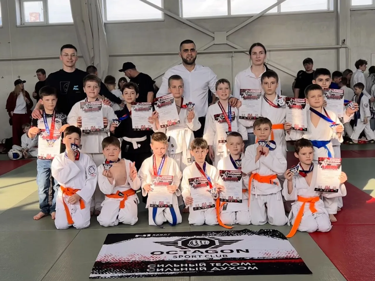 🥋СОРЕВНОВАНИЯ ПО КАРАТЭ 🥋  18–19 апреля в Липецкой области прошли захватывающие соревнования по всес