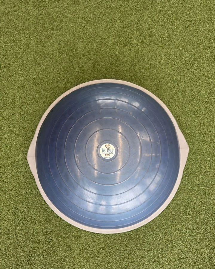 📌 Балансировочная платформа Bosu Balance Trainer Pro
📌 В наличии: 26 шт.
📌 В очень хорошем состоя