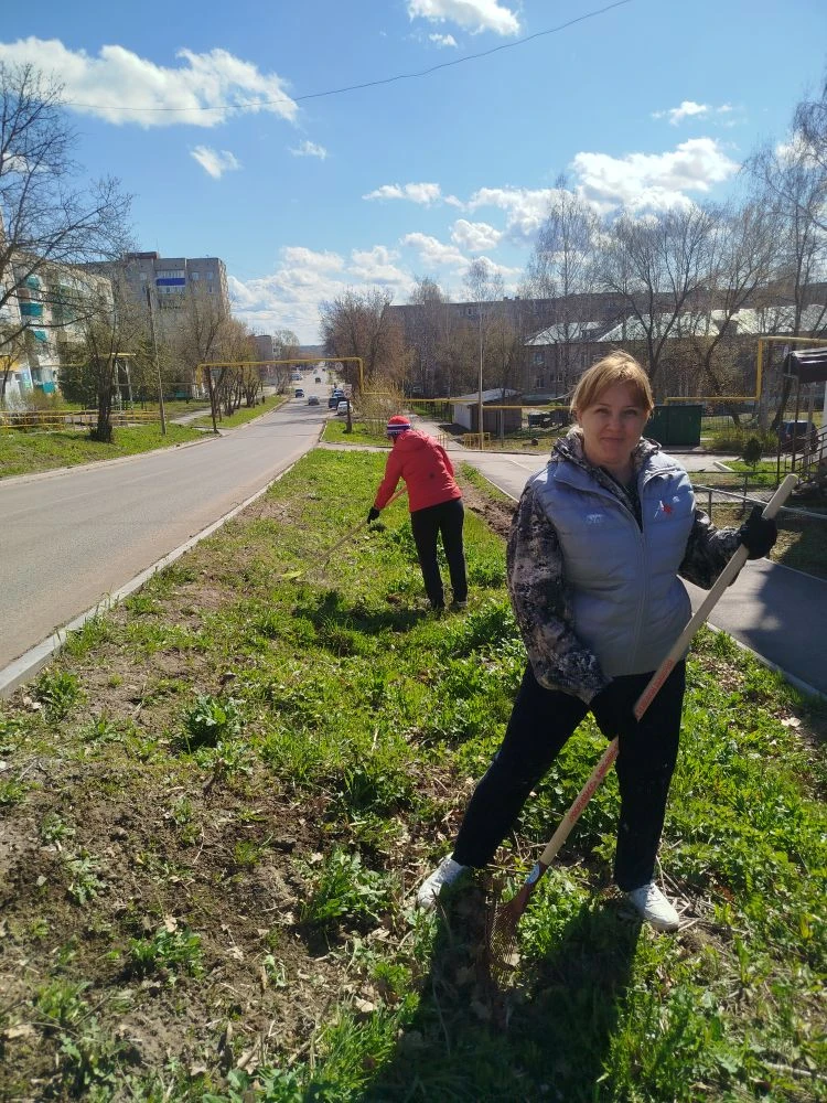 Субботник в нашем Центре. С праздником, дорогие друзья!