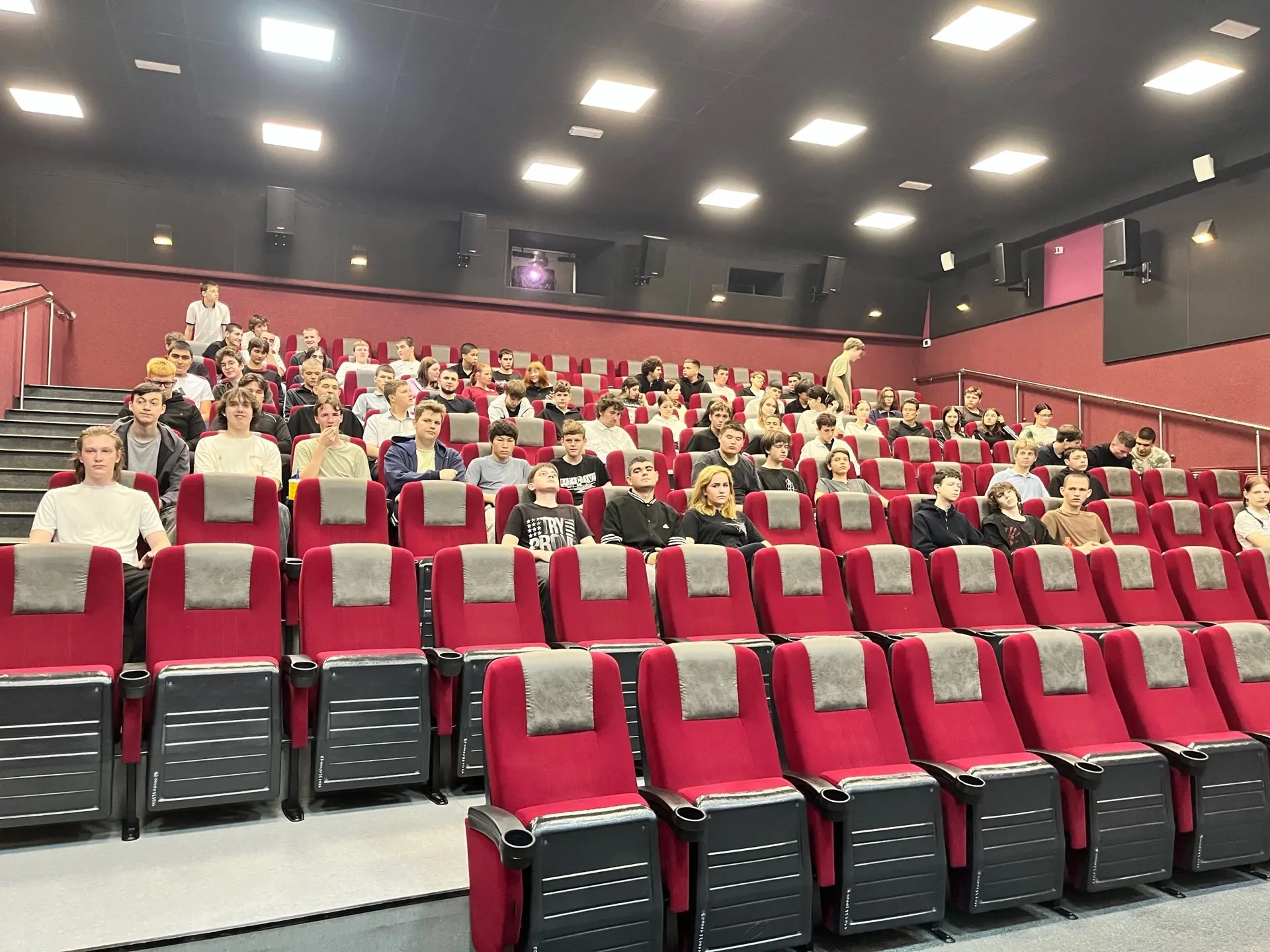 ❤️ Здоровье — в приоритете!  Студенты Кореновского политехнического техникума приняли участие в важн