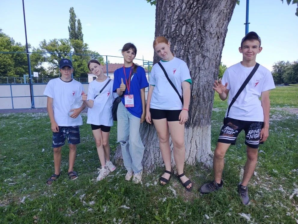 Дни Первых
Сегодня в нашем пришкольном лагере труда и отдыха «БЭМС» и пришкольном лагере «Солнышко» 