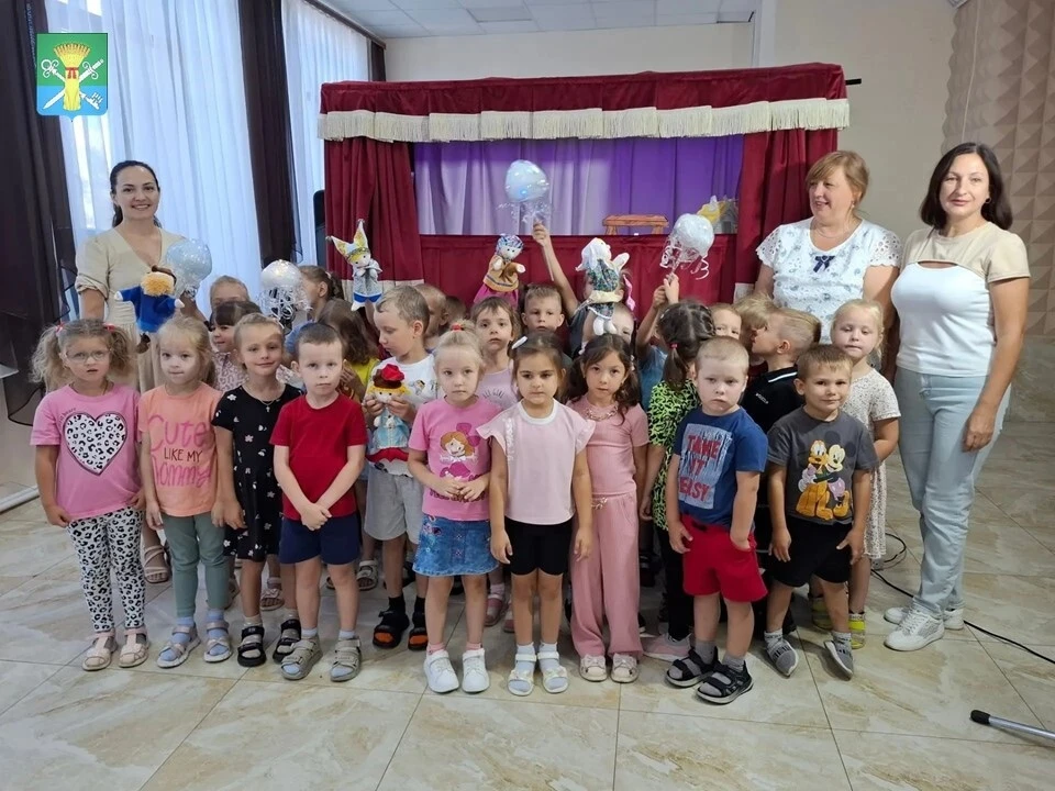 Воспитанники Петропавловского детского сада побывали на чудесном спектакле «Золотая рыб...