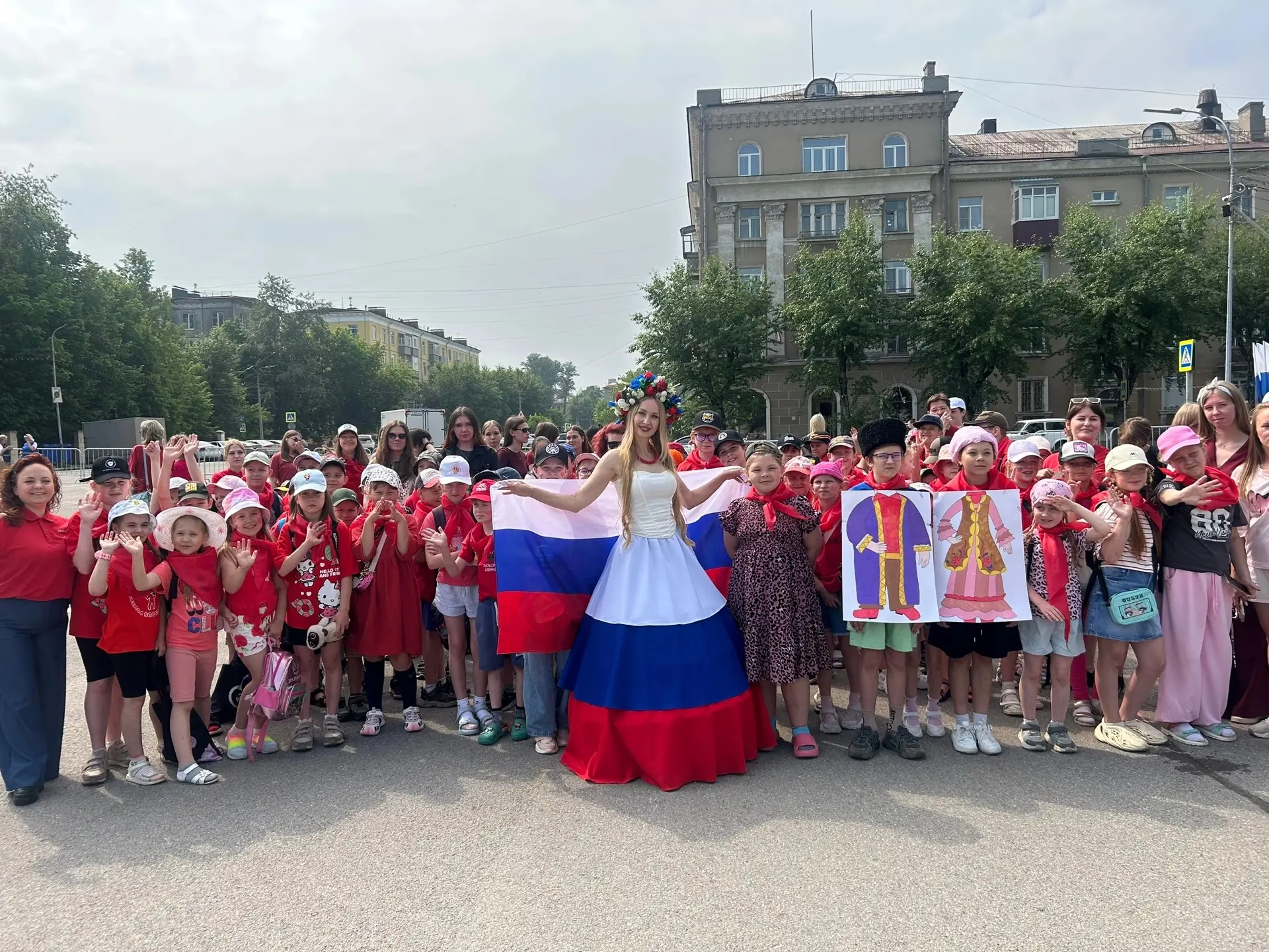 Сегодня наш пришкольный лагерь «Родничок» 🏕️ принял участие в городском мероприятии, посвящённом Дн