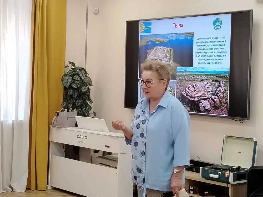 📚✨ В рамках цикла бесед «Интересно о..» для участников клуба «Активное долголетие» сос...
