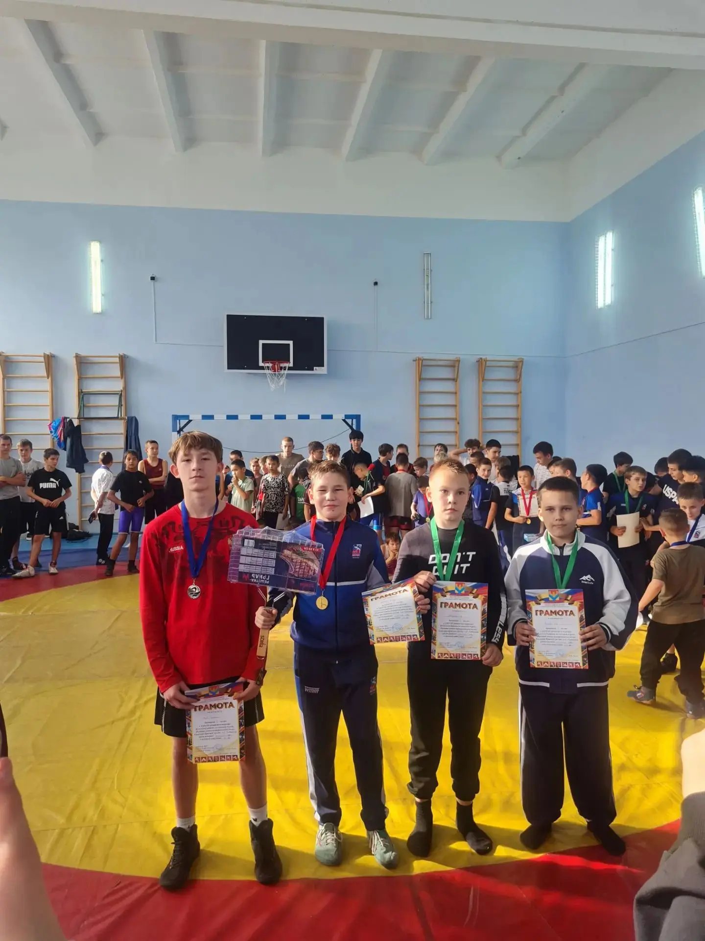 🌏2 октября в с. Озерки прошел🏅 37 открытый турнир по вольной борьбе, посвященный памя...