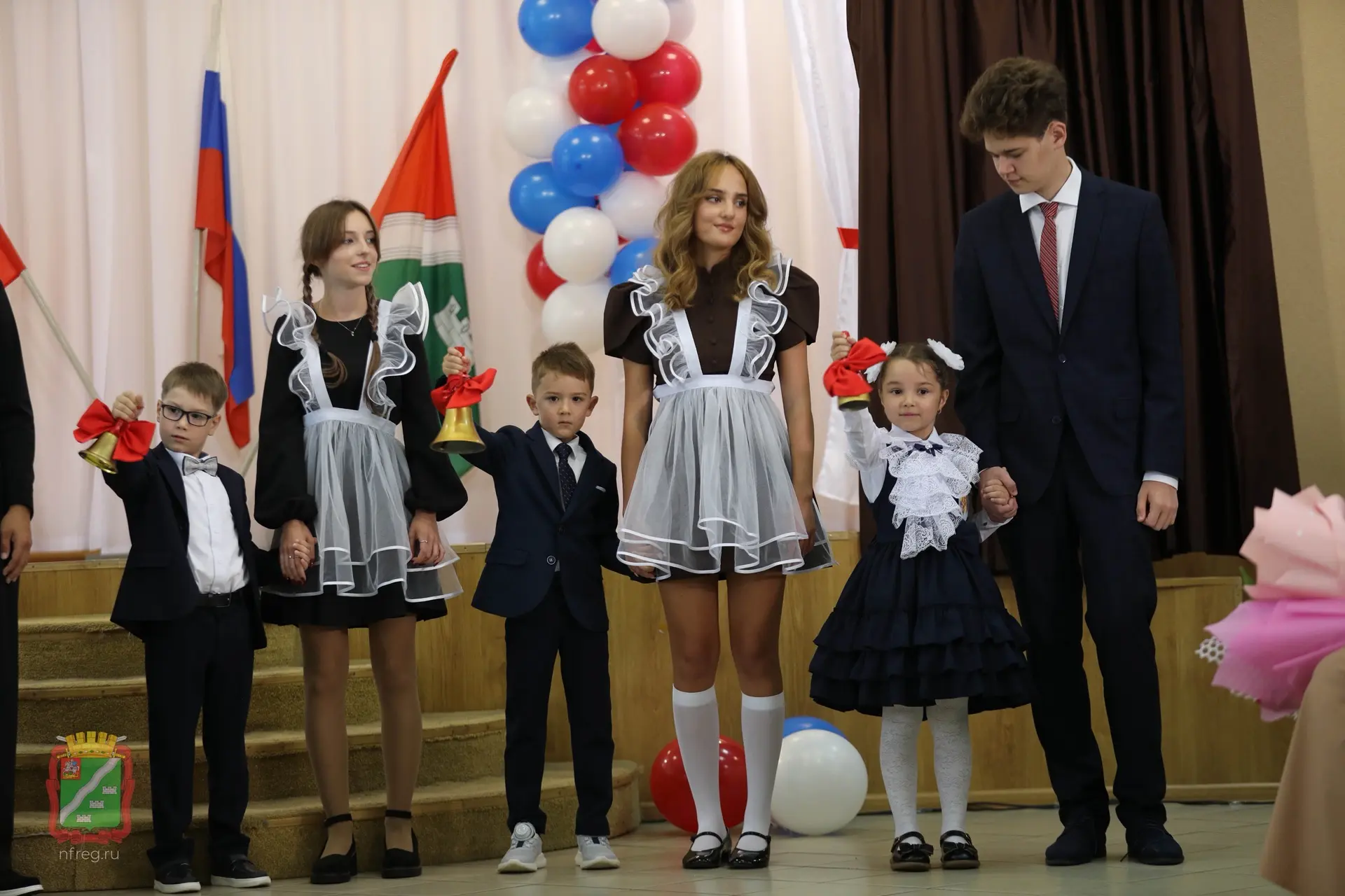 🔔Новый учебный год взял старт. В школах округа за парты сели 21 679 ребят. Почти две т...