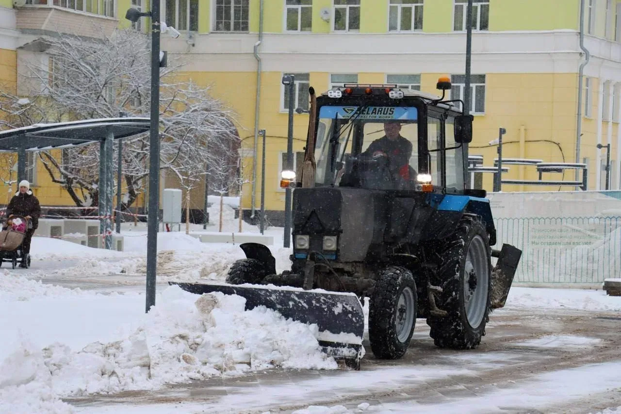❕Уважаемые жители, сегодня вечером на Подмосковье обрушится циклон.  По прогнозу синоптиков, снегопа