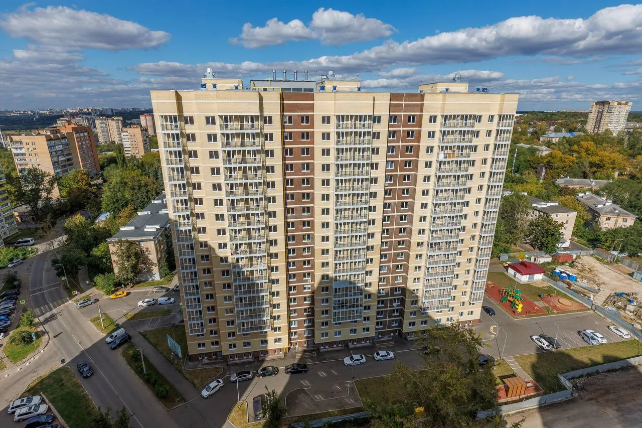 🏢Собственники многоквартирных домов могут отслеживать работу УО через «Госуслуги Дом»